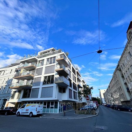 Danube22 Apartment Вена Экстерьер фото