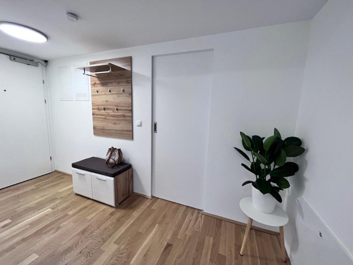 Danube22 Apartment Вена Экстерьер фото